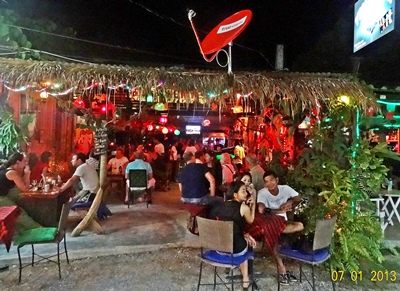 Monkey Bar - Nang Thong - Khao Lak